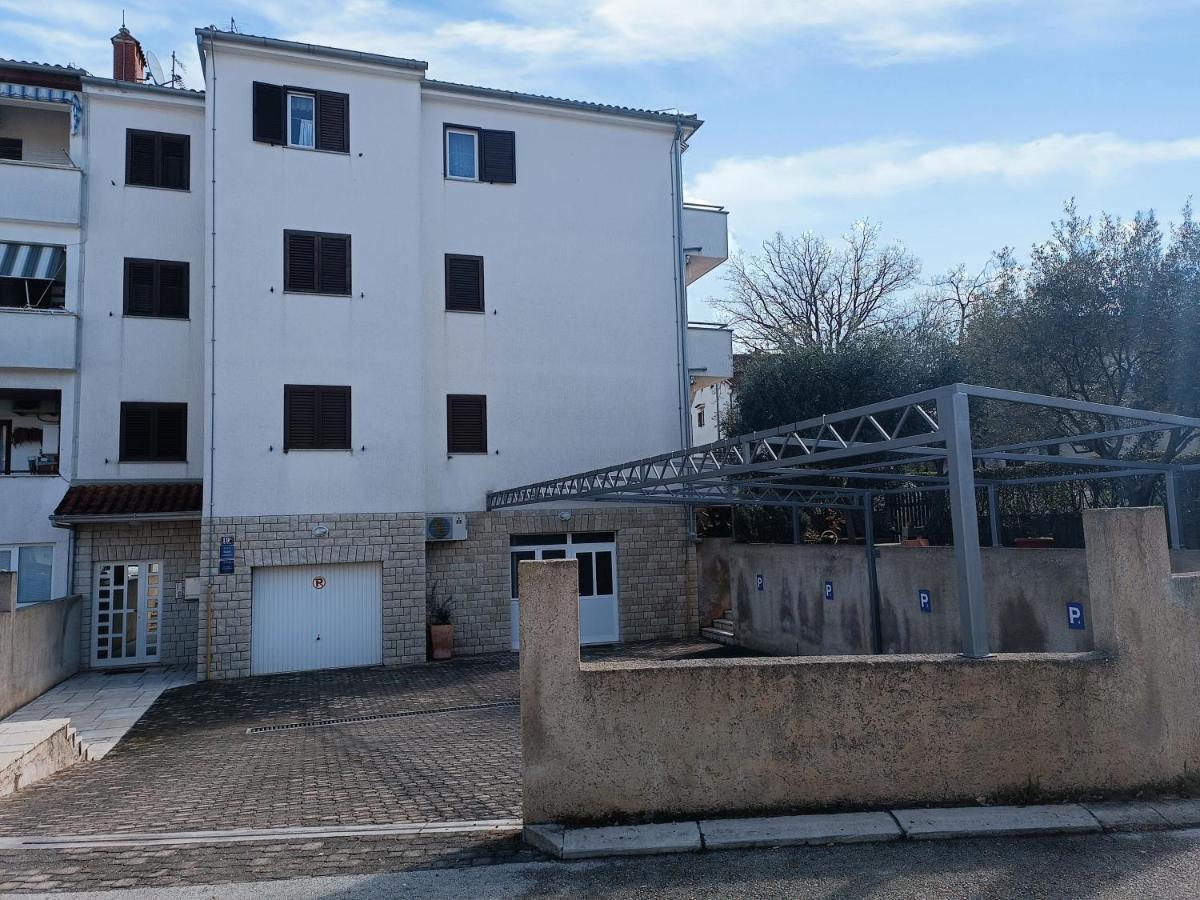 Apartments Jelovac Пореч Экстерьер фото
